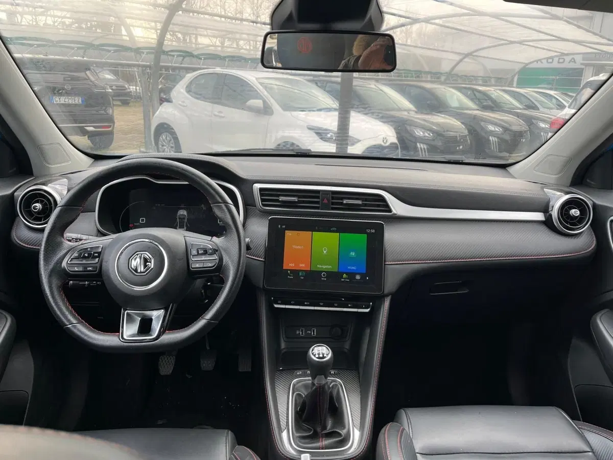 Mg ZS (2021-->) usata a Milano (18)