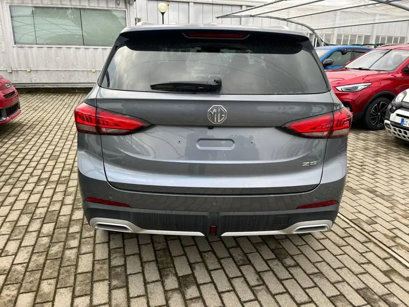 Mg ZS nuova a Milano (10)