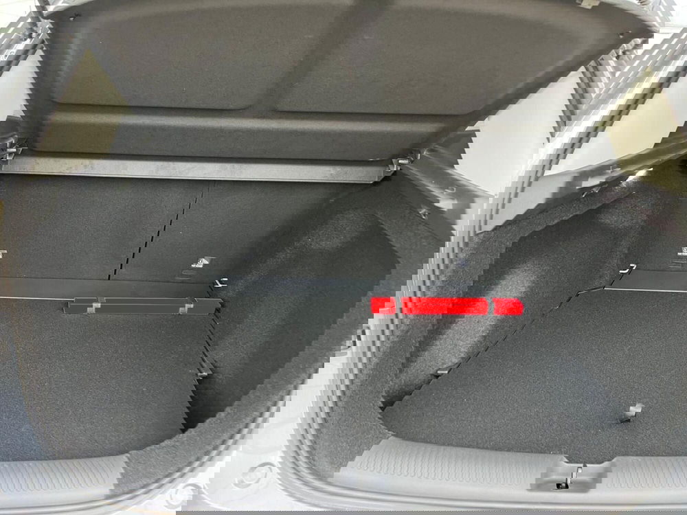 Mg ZS nuova a Milano (12)