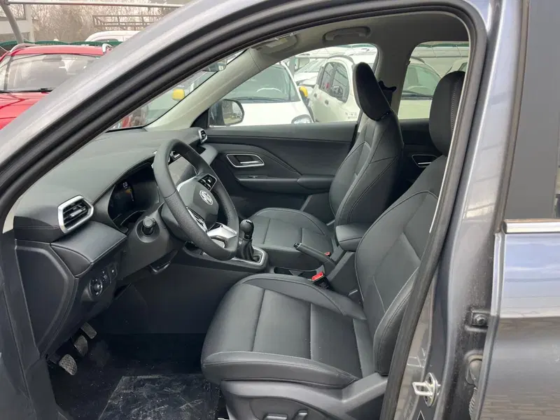 Mg ZS nuova a Milano (13)