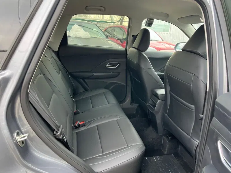 Mg ZS nuova a Milano (16)