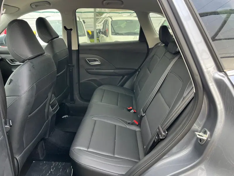 Mg ZS nuova a Milano (17)