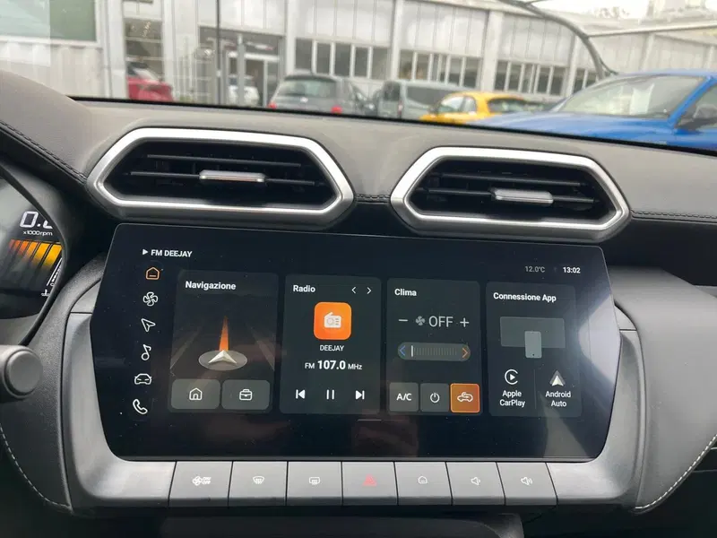 Mg ZS nuova a Milano (19)