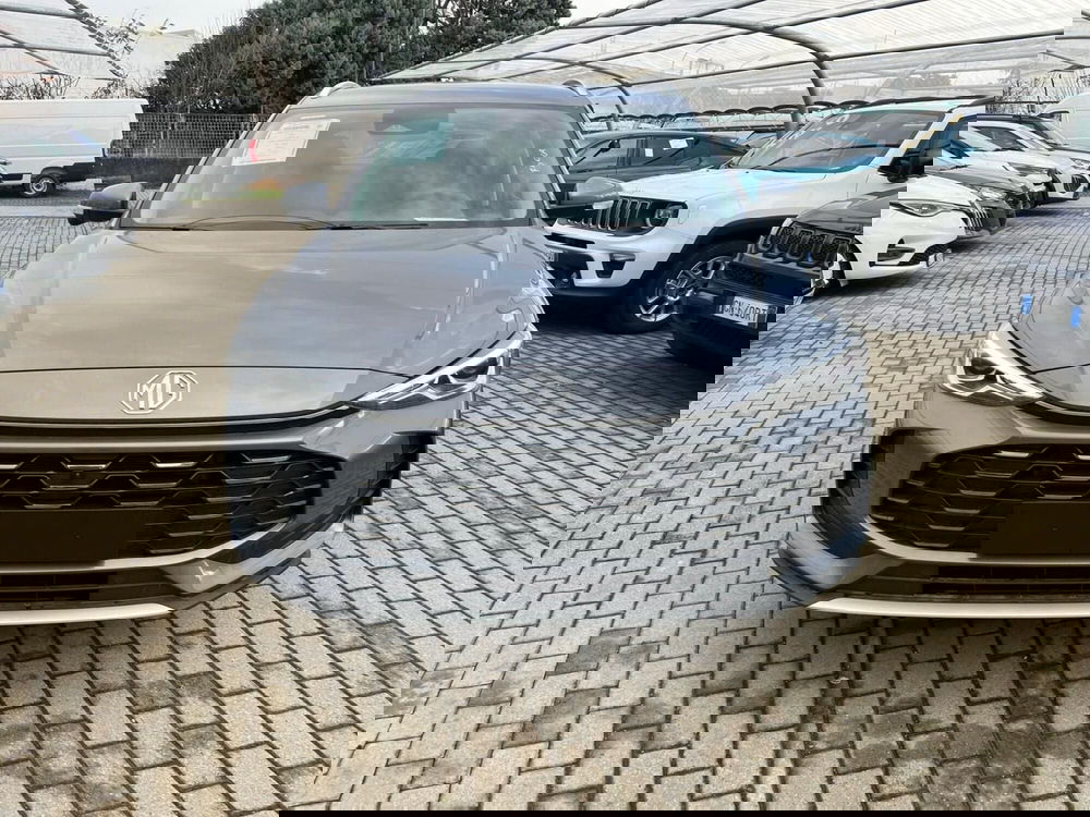 Mg ZS nuova a Milano (2)