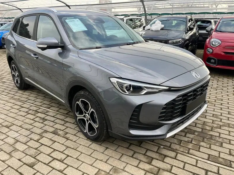 Mg ZS nuova a Milano (3)