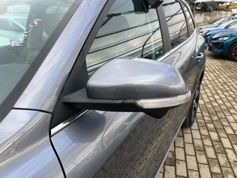 Mg ZS nuova a Milano (4)