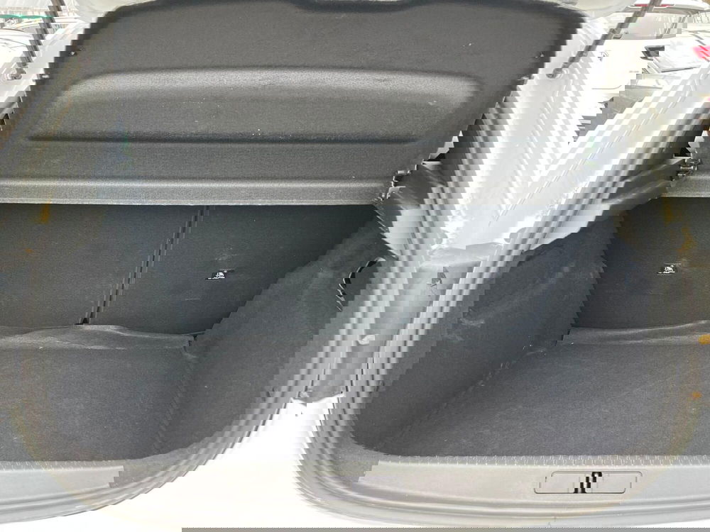 Peugeot 208 usata a Milano (12)