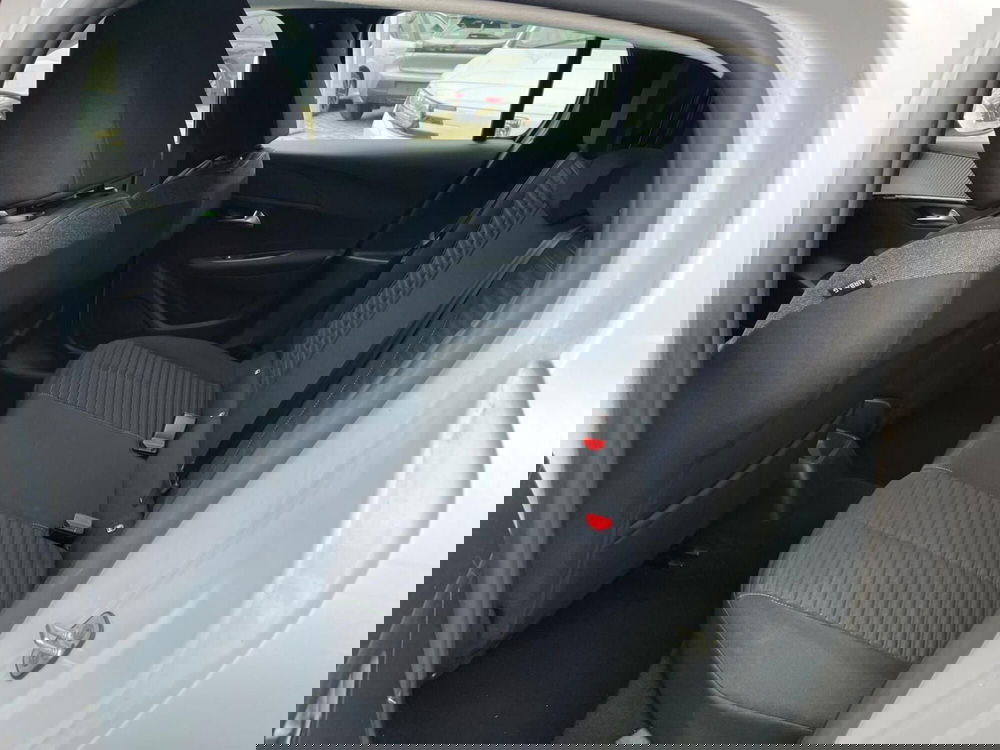 Peugeot 208 usata a Milano (15)