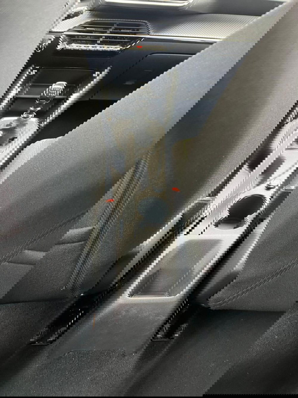 Peugeot 208 usata a Milano (20)