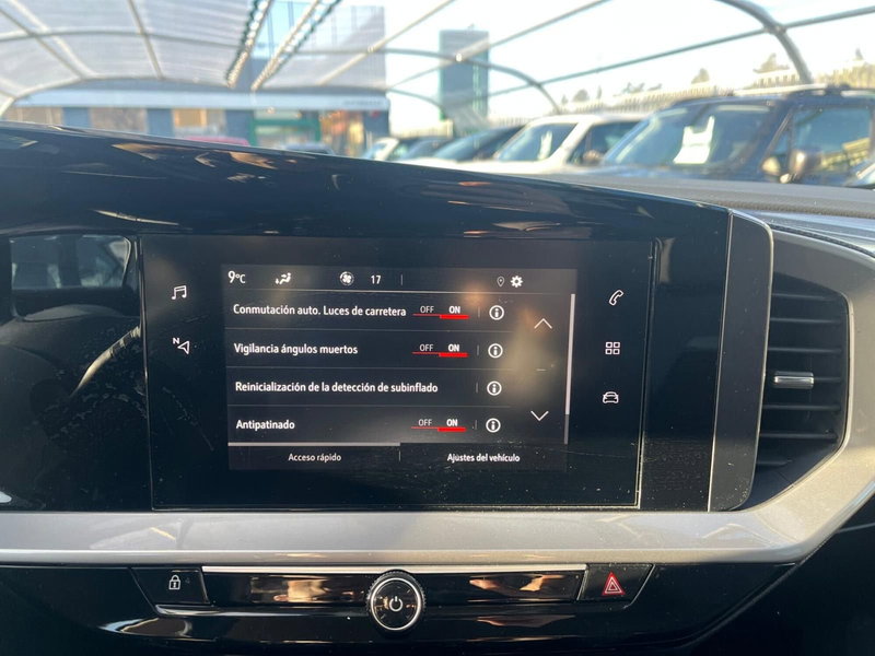 Opel Mokka usata a Milano (17)