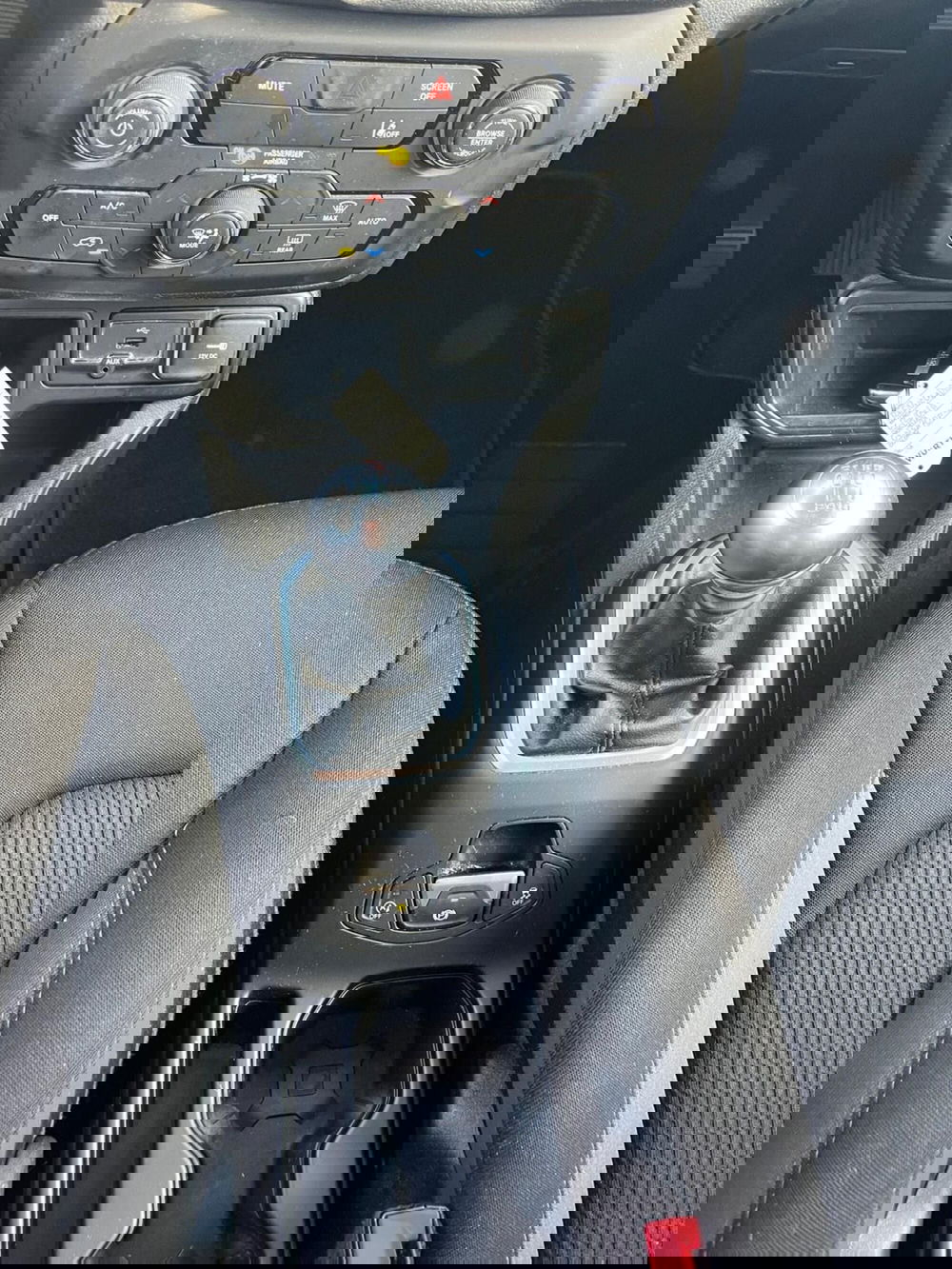 Jeep Renegade usata a Milano (19)