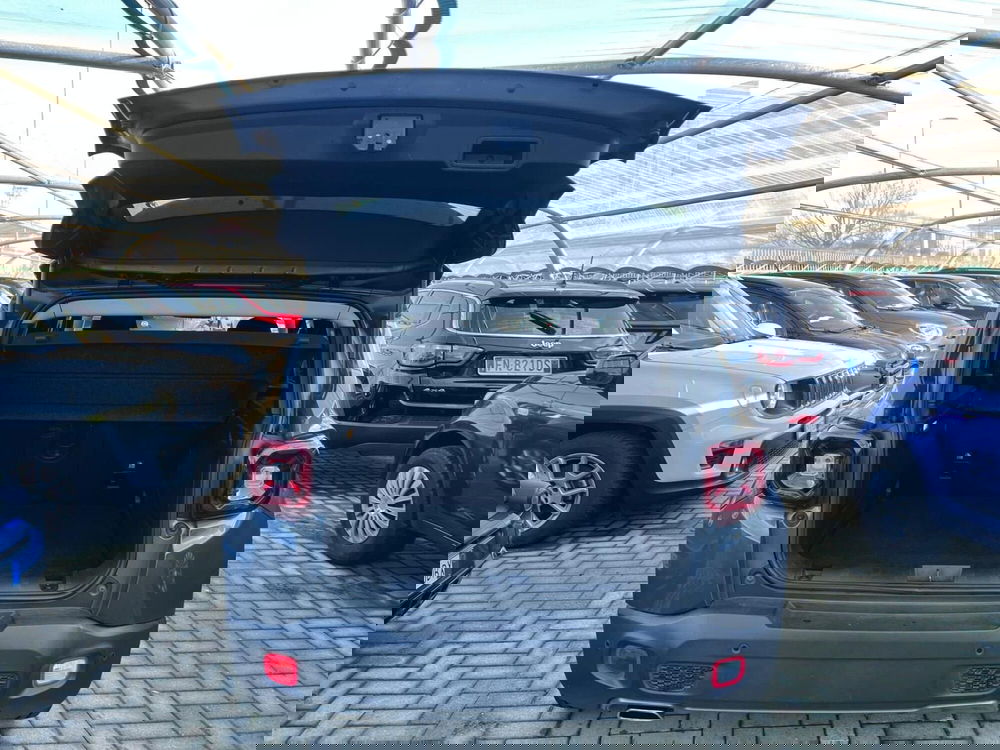 Jeep Renegade usata a Milano (11)