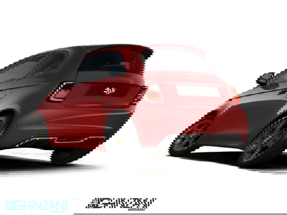 Abarth 500e Cabrio nuova a Bergamo (4)