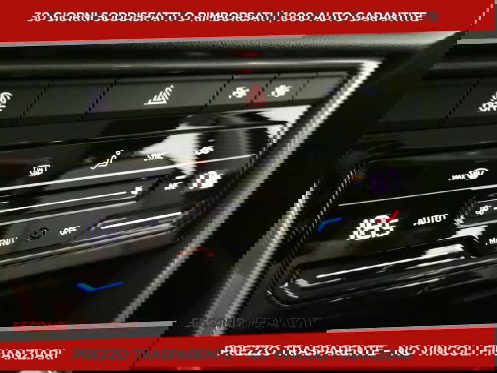 Volkswagen T-Roc nuova a Chieti (19)