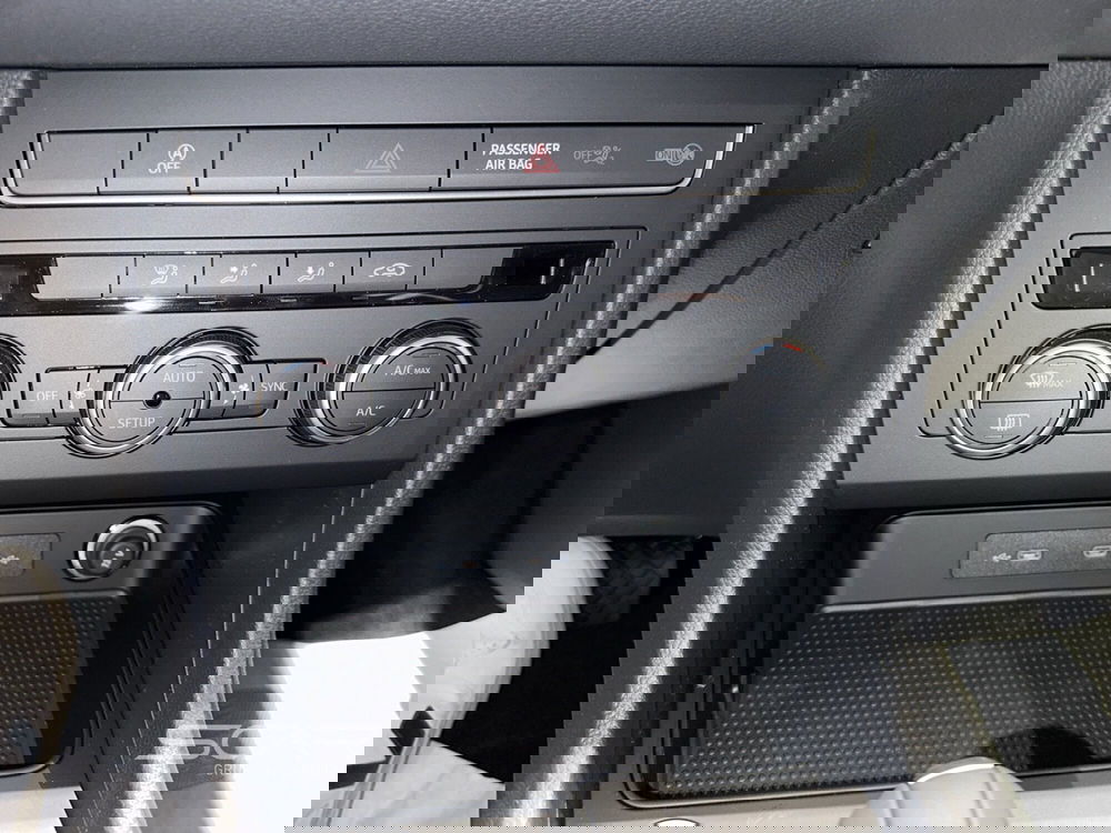 SEAT Ateca nuova a Livorno (15)