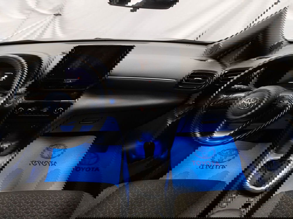 Toyota Yaris Cross usata a Roma (9)