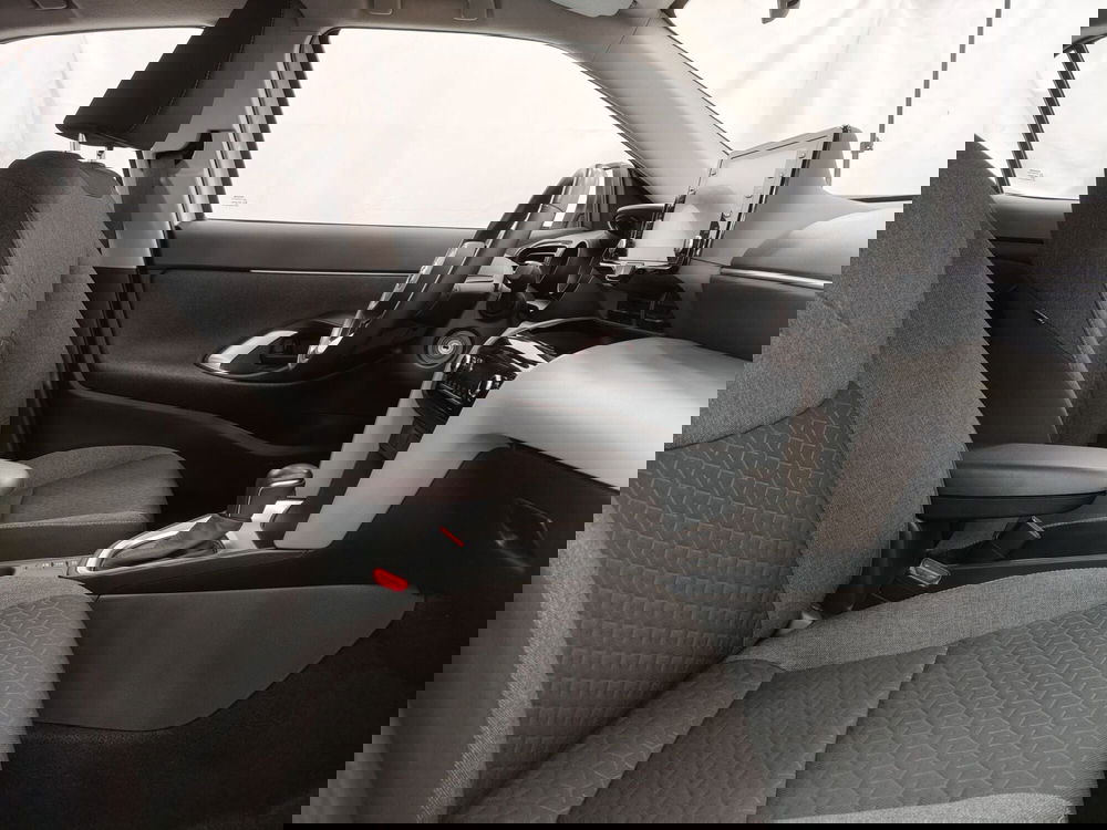 Toyota Yaris Cross usata a Frosinone (6)