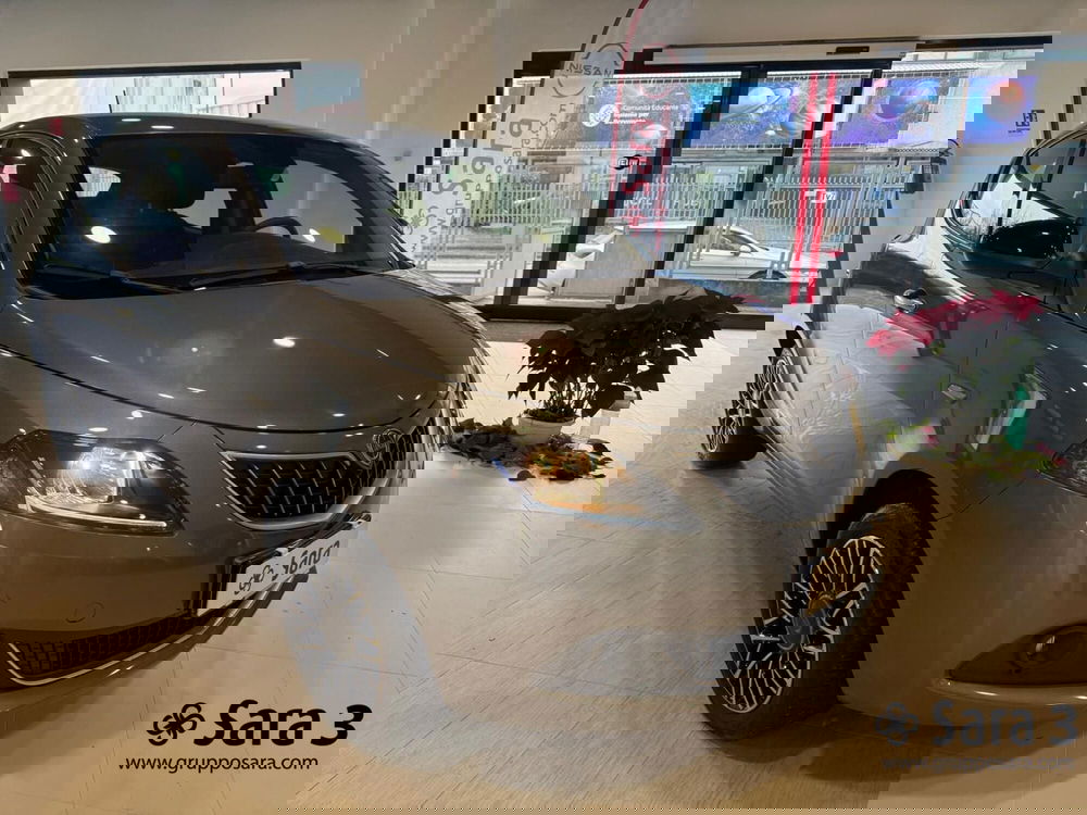 Lancia Ypsilon usata a Benevento (3)