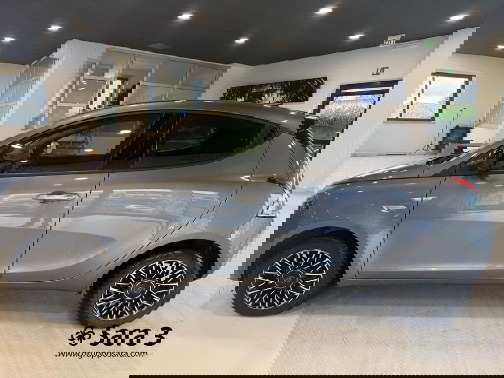 Lancia Ypsilon usata a Benevento (4)