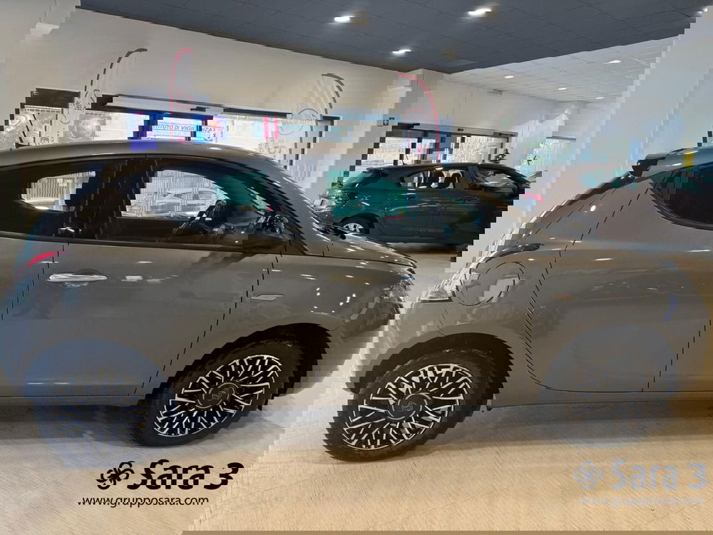 Lancia Ypsilon usata a Benevento (5)