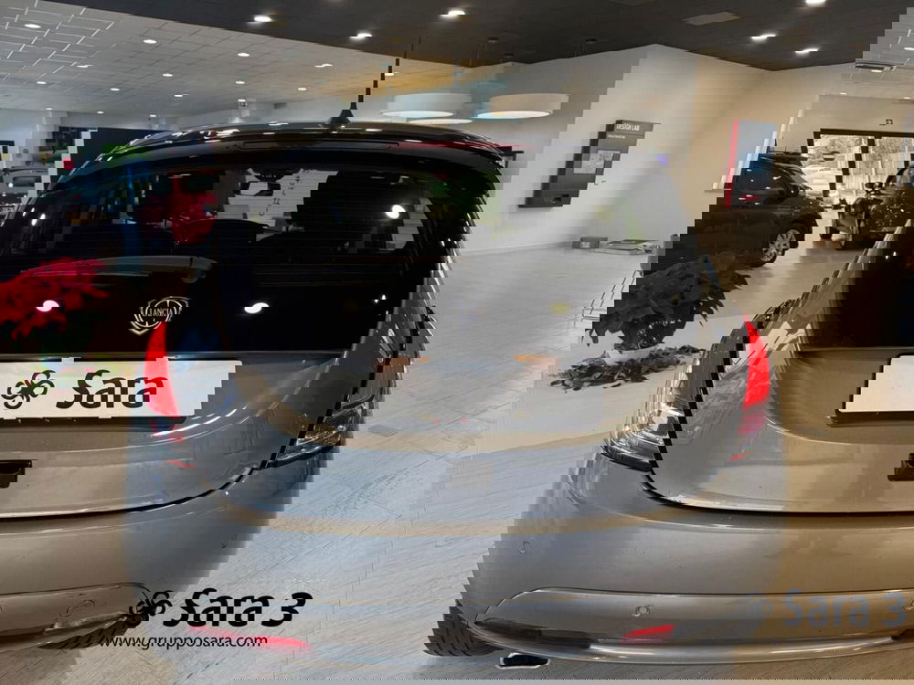 Lancia Ypsilon usata a Benevento (9)