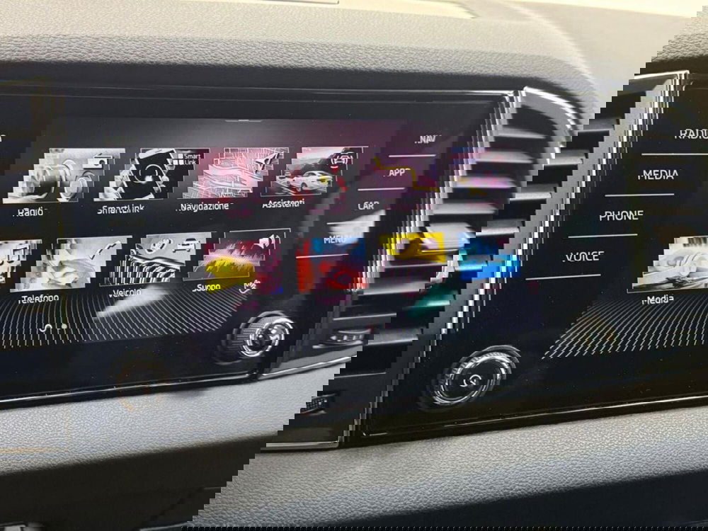 Skoda Karoq usata a Como (15)