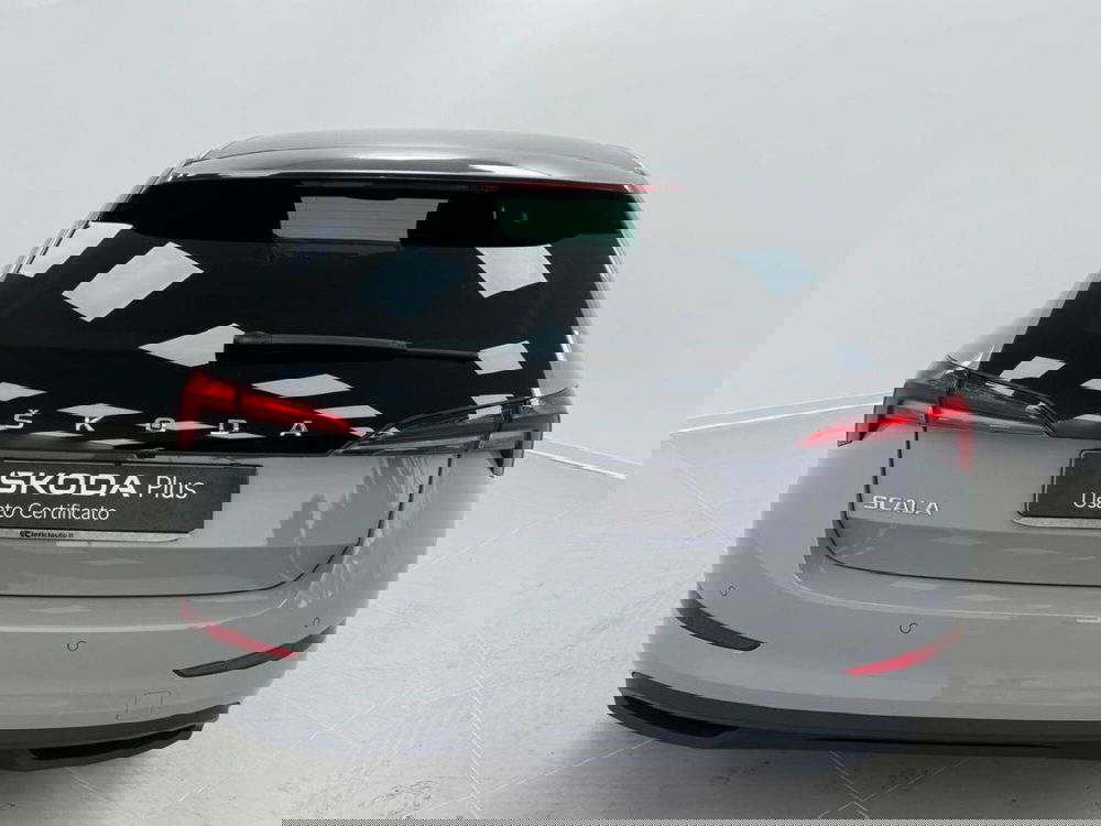 Skoda Scala usata a Como (7)