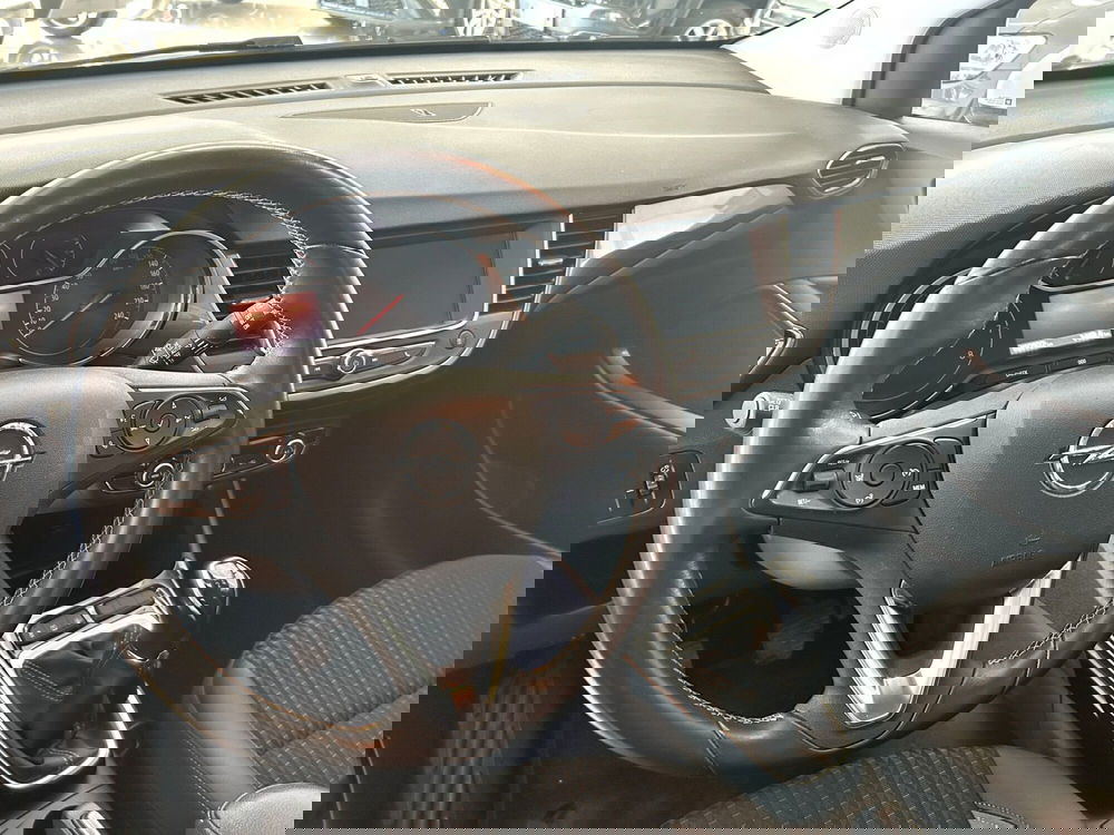 Opel Crossland X usata a Ferrara (9)