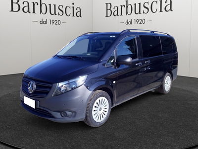 Mercedes-Benz Vito tourer 114 cdi long Select 9G-tronic del 2022 usata a Montesilvano