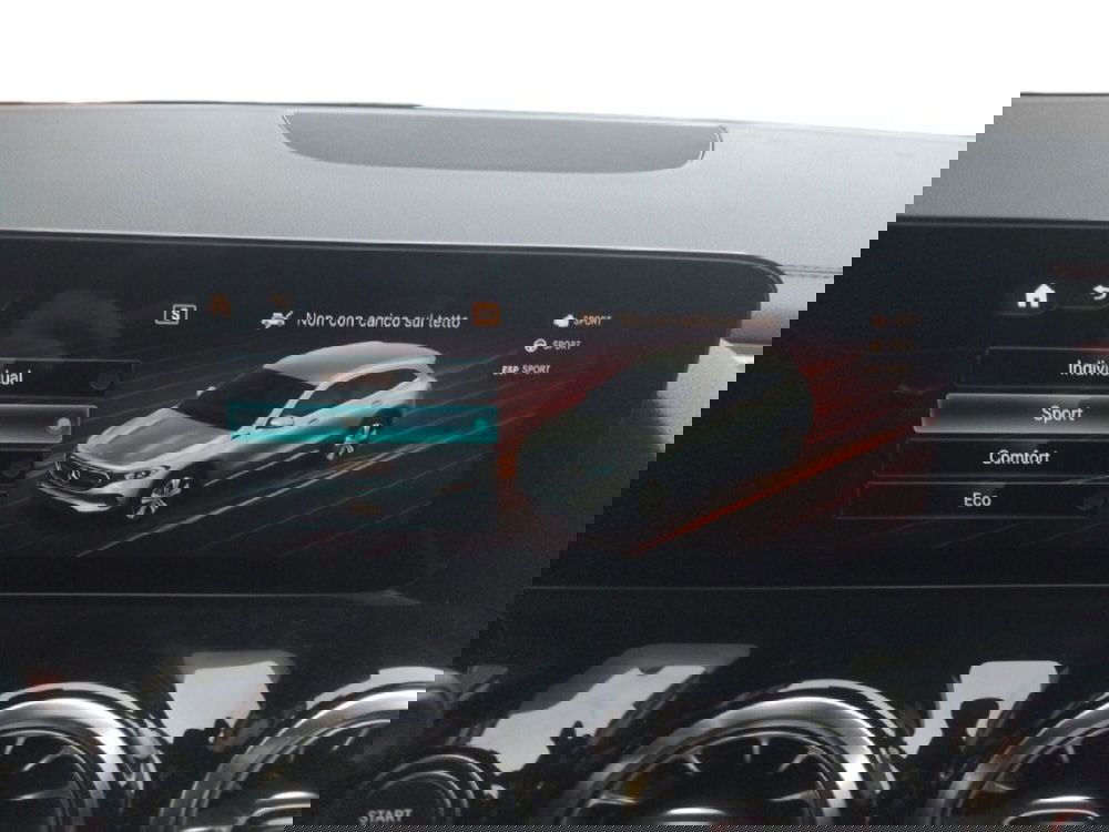Mercedes-Benz EQA usata a Pescara (10)