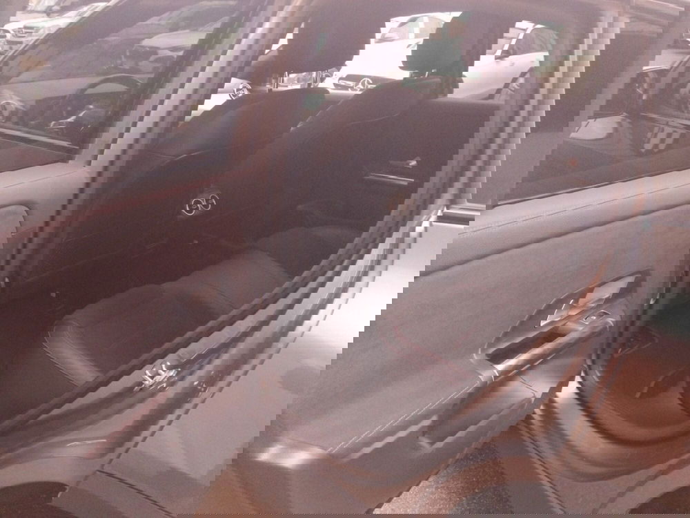 Mercedes-Benz EQA usata a Pescara (11)