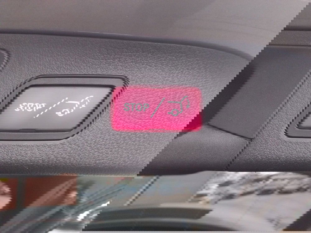 Mercedes-Benz EQA usata a Pescara (14)