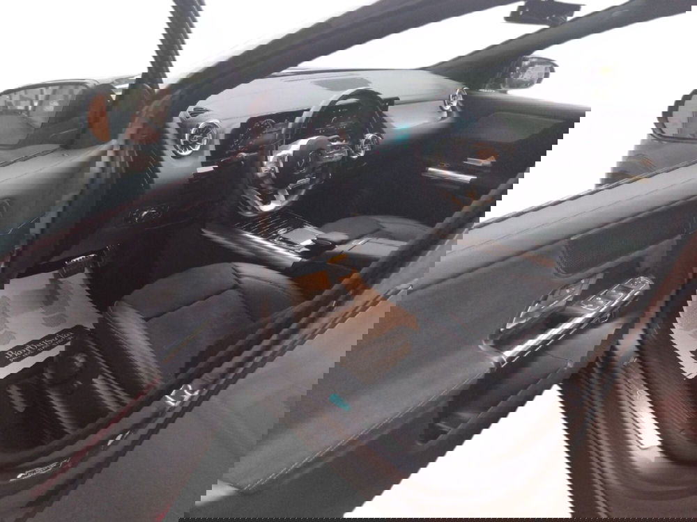 Mercedes-Benz EQA usata a Pescara (5)