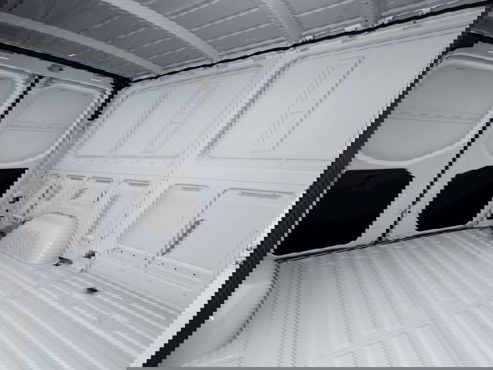 Mercedes-Benz Sprinter nuova a Rimini (11)