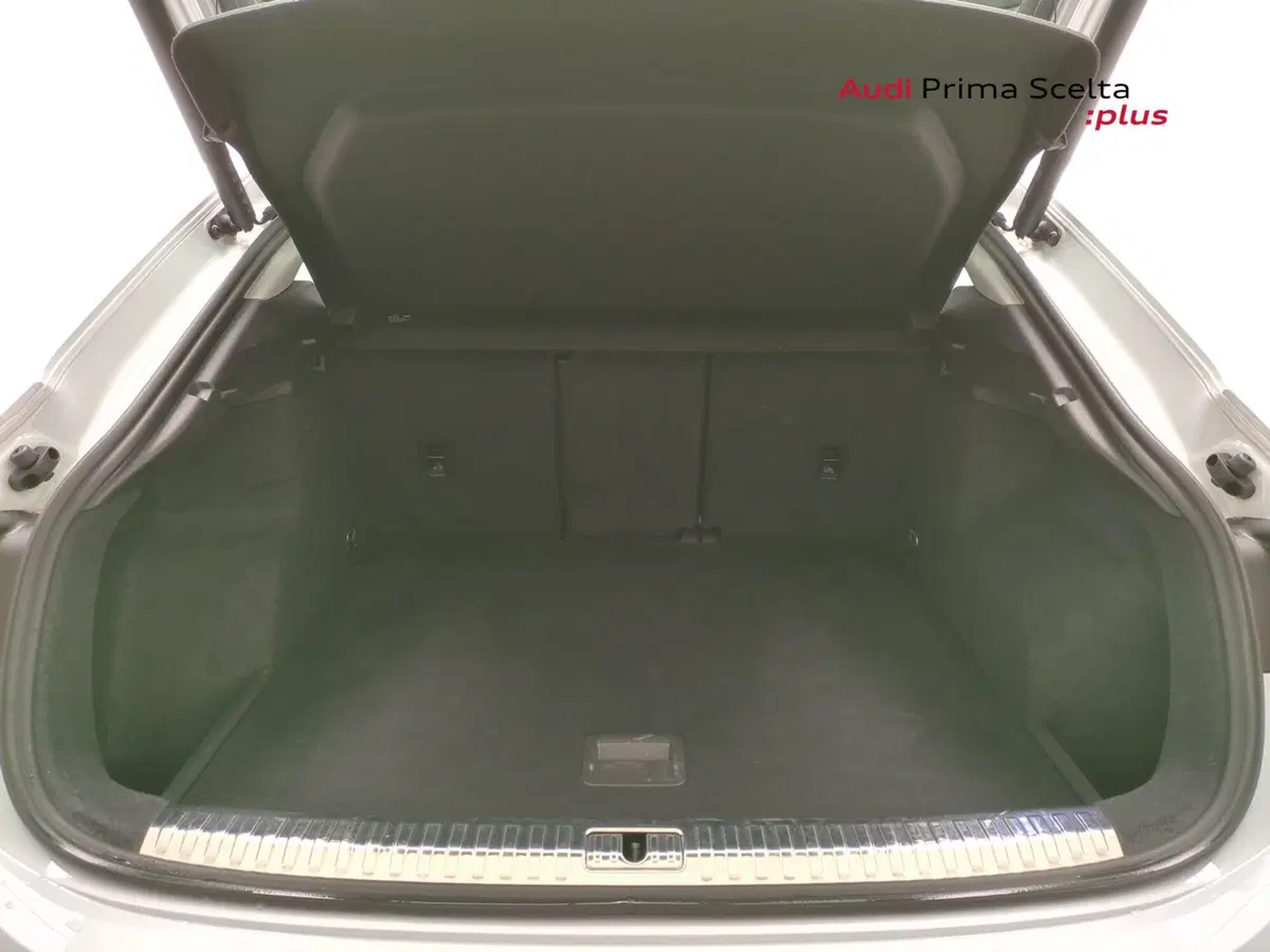 Audi Q3 Sportback usata a Benevento (8)