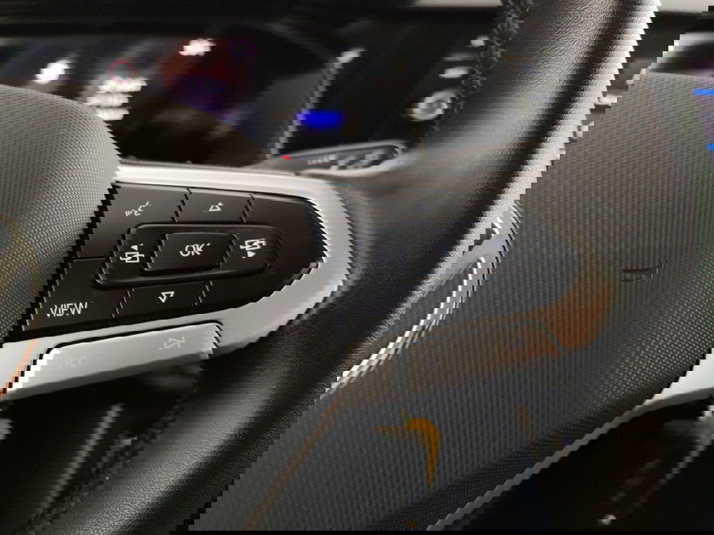 Volkswagen Polo usata a Massa-Carrara (13)