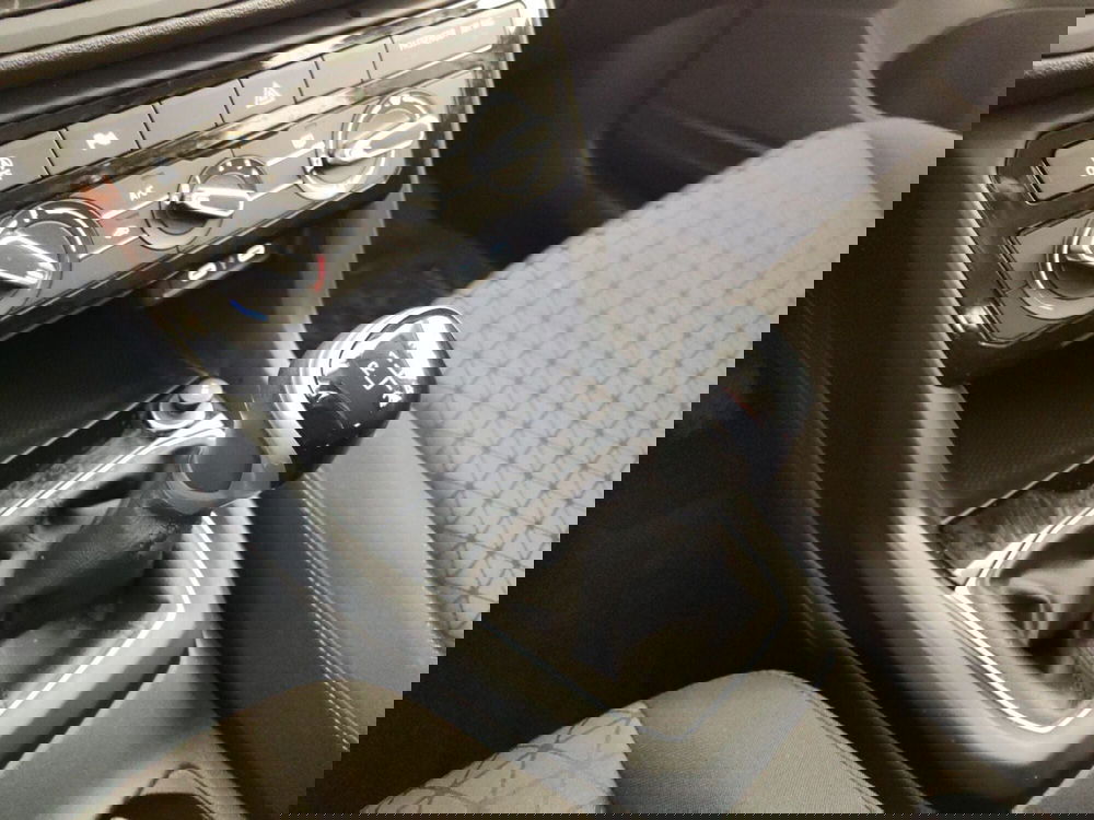 Volkswagen T-Cross usata a Massa-Carrara (11)