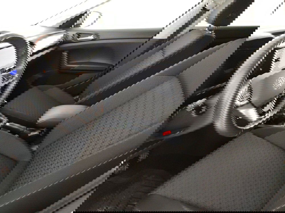 Volkswagen T-Cross usata a Massa-Carrara (7)