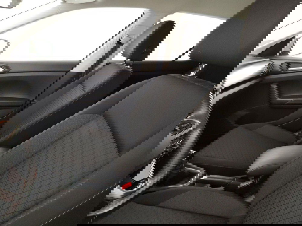 Volkswagen T-Cross usata a Massa-Carrara (9)