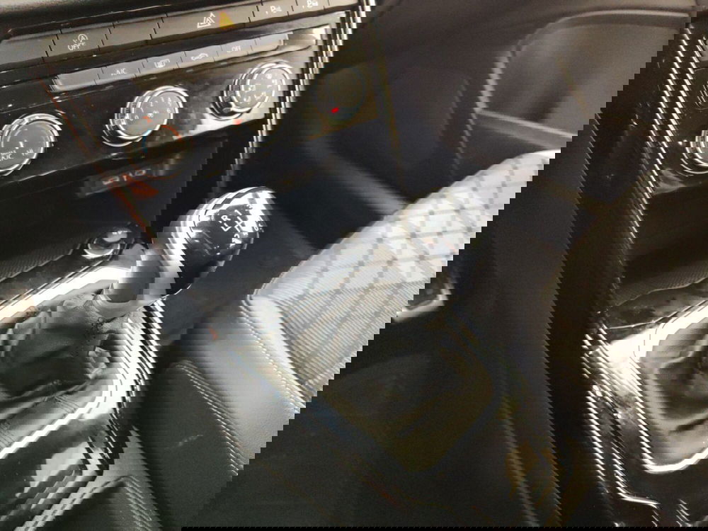 Volkswagen T-Roc usata a Massa-Carrara (11)