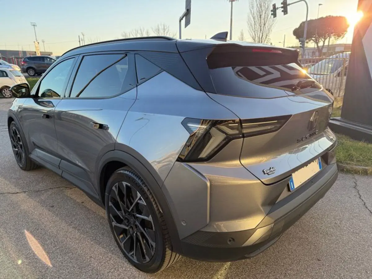 Renault Scenic E-Tech Electric usata a Rimini (5)