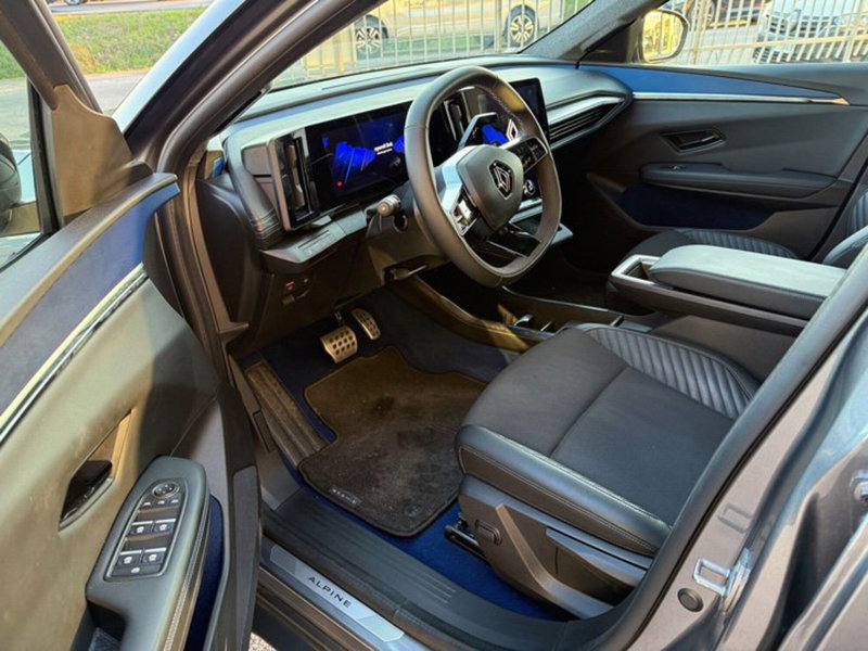 Renault Scenic E-Tech Electric usata a Rimini (6)