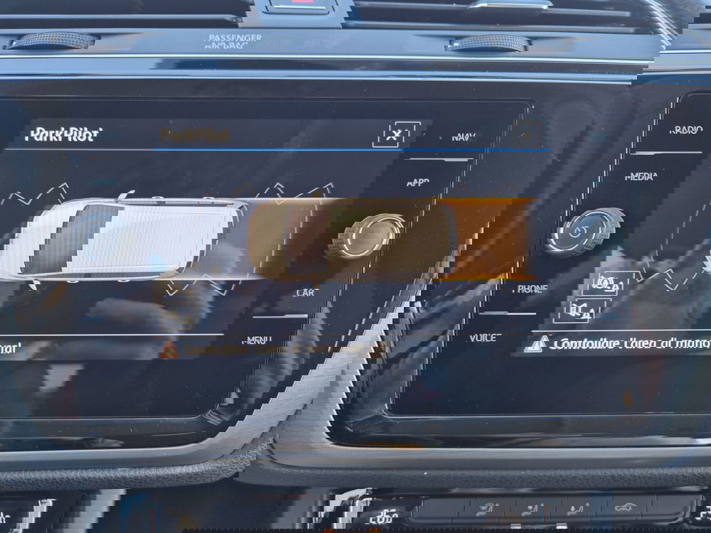 Volkswagen Touran usata a Asti (15)