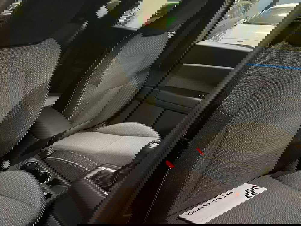 Renault Captur nuova a Milano (14)