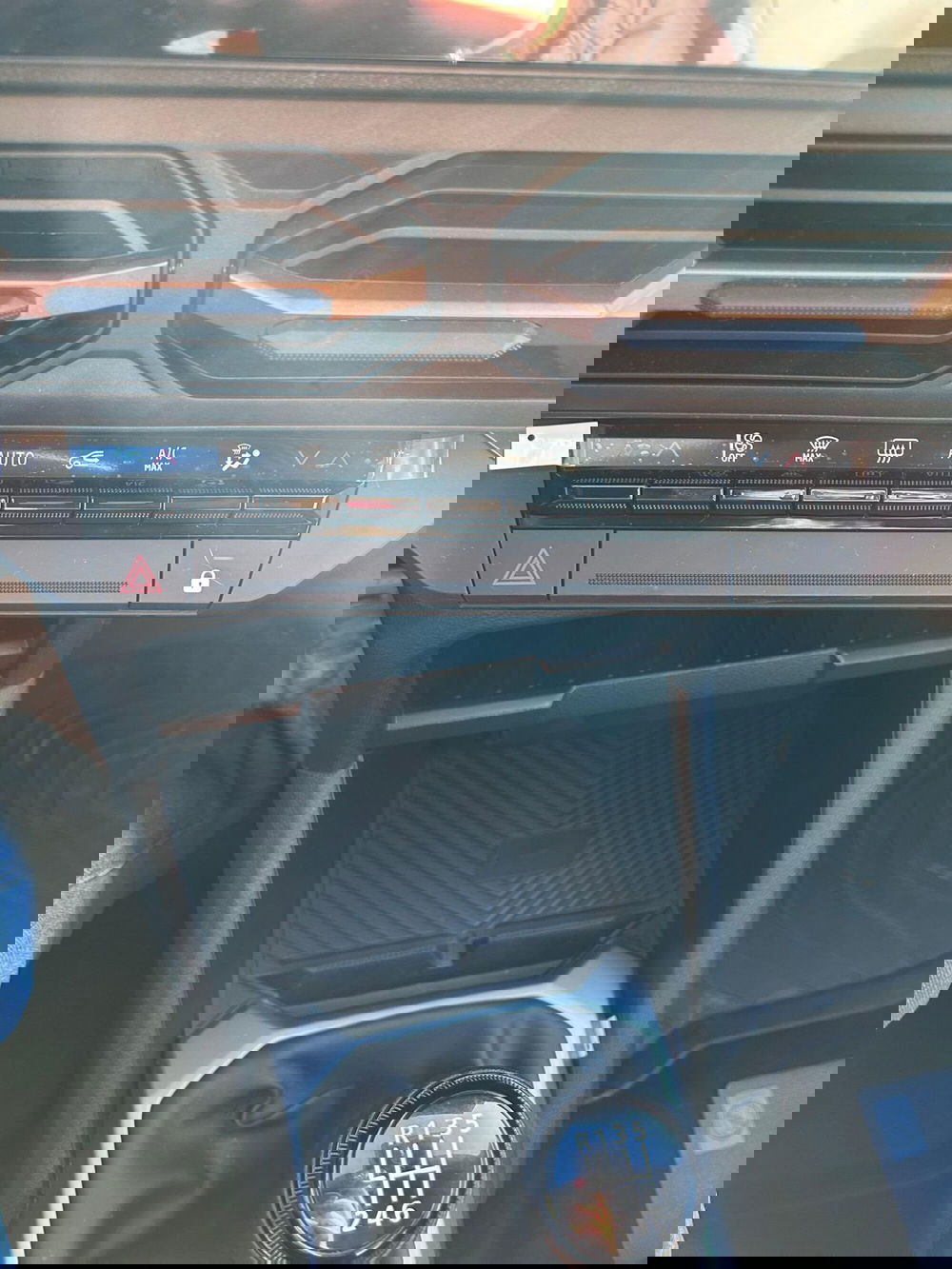 Dacia Bigster usata a Firenze (11)