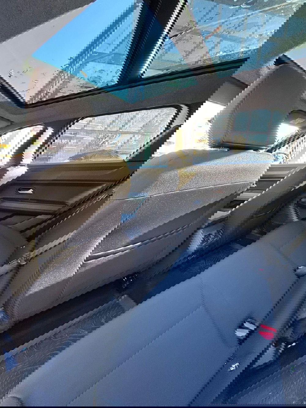 Dacia Bigster usata a Firenze (18)