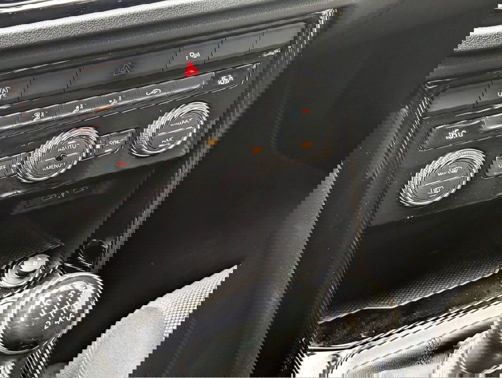 Volkswagen T-Roc usata a Pescara (11)