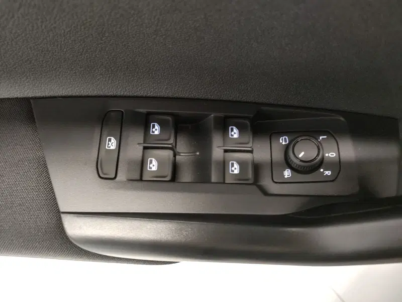 Volkswagen Taigo nuova a Bologna (9)