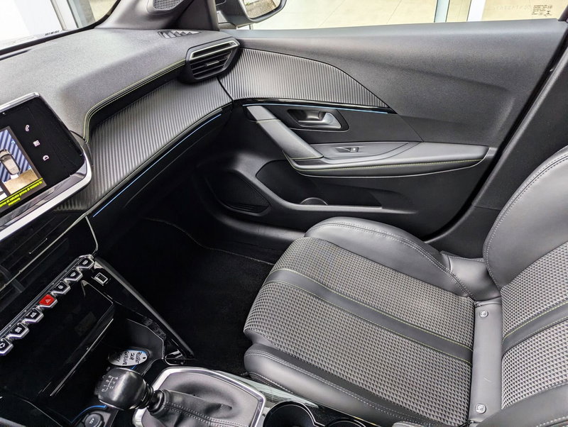 Peugeot 208 usata a Pescara (14)