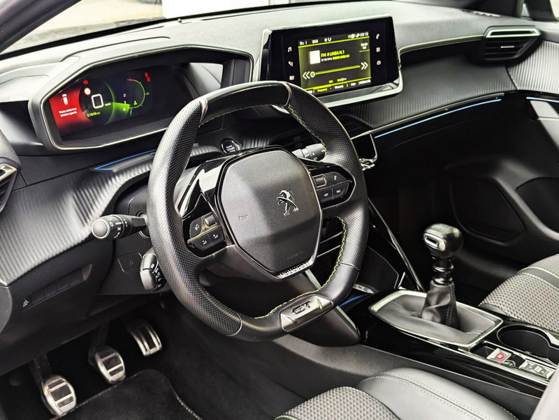 Peugeot 208 usata a Pescara (7)